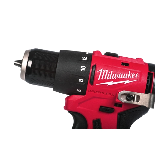 M12 BLPDRC-402C Kompaktowa wiertarko-wkrętarka z udarem 40Nm Milwaukee – Sprzęgło 13-pozycyjne i klips do paska